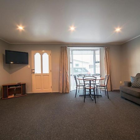 Coronation Park Motels Ashburton Ngoại thất bức ảnh